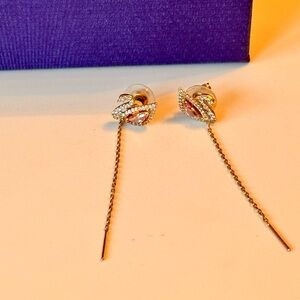 Swarovski Dazzling Swan Earrings 2 unique looks - Pink Crystal Rose